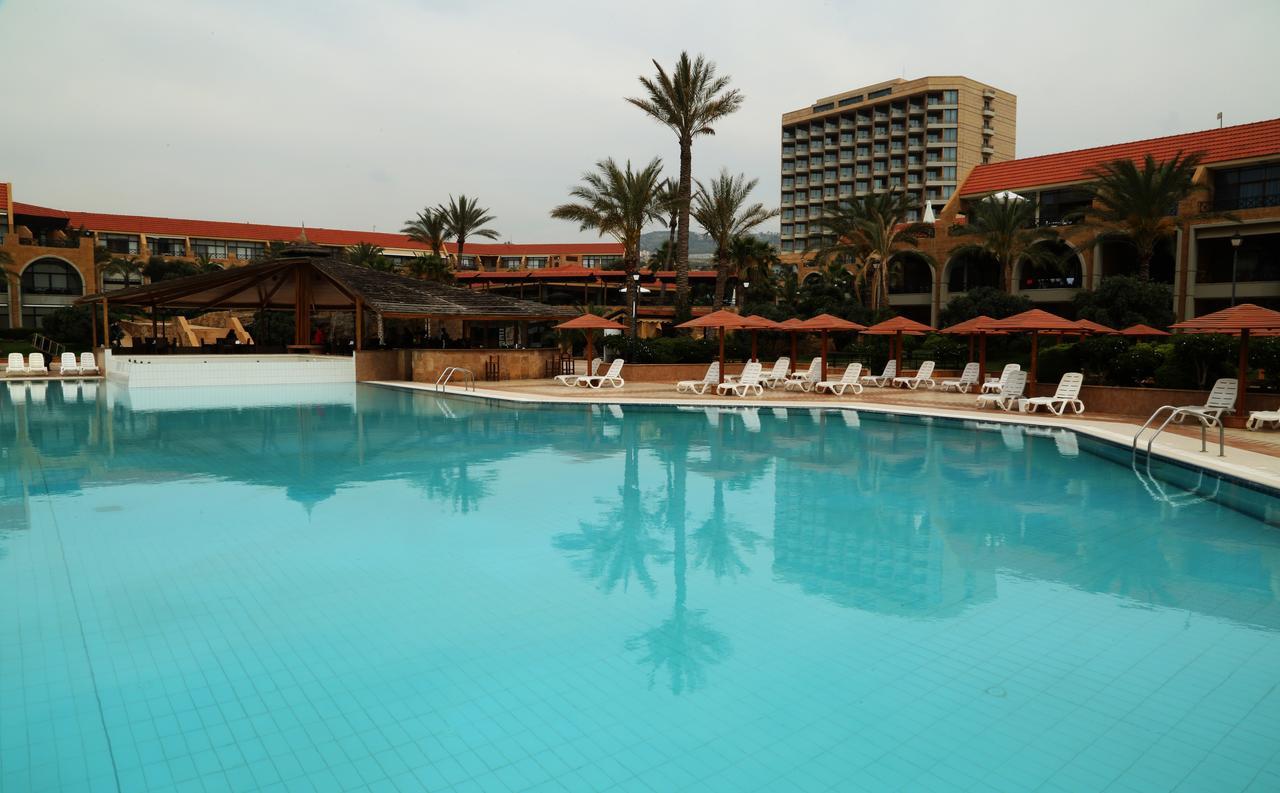 Jiyeh Marina Resort Hotel & Chalets ジエ エクステリア 写真