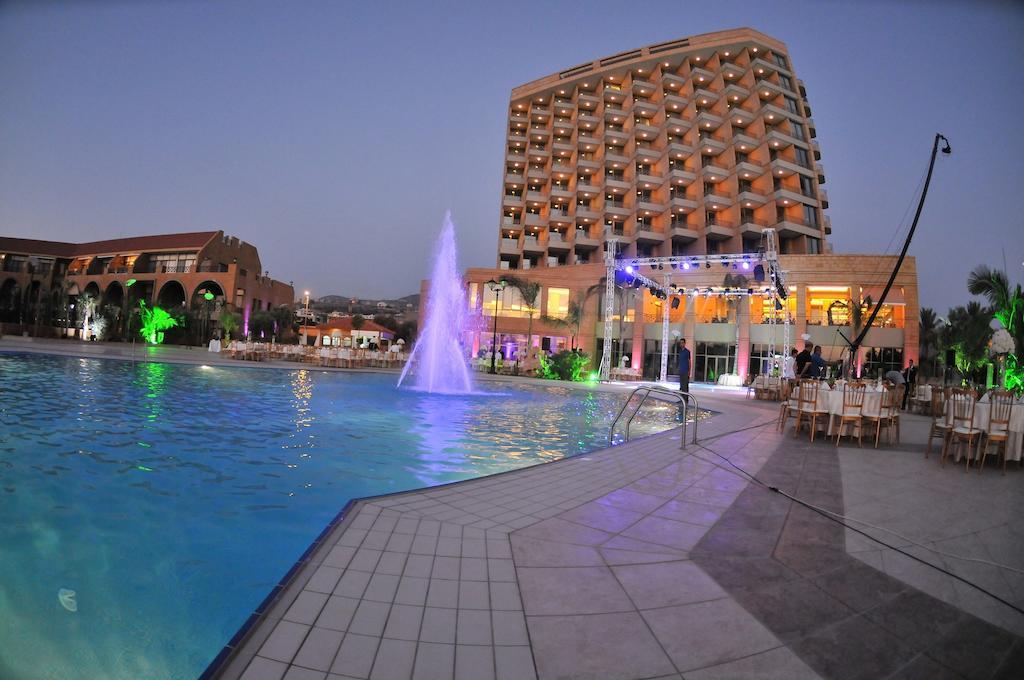 Jiyeh Marina Resort Hotel & Chalets ジエ エクステリア 写真