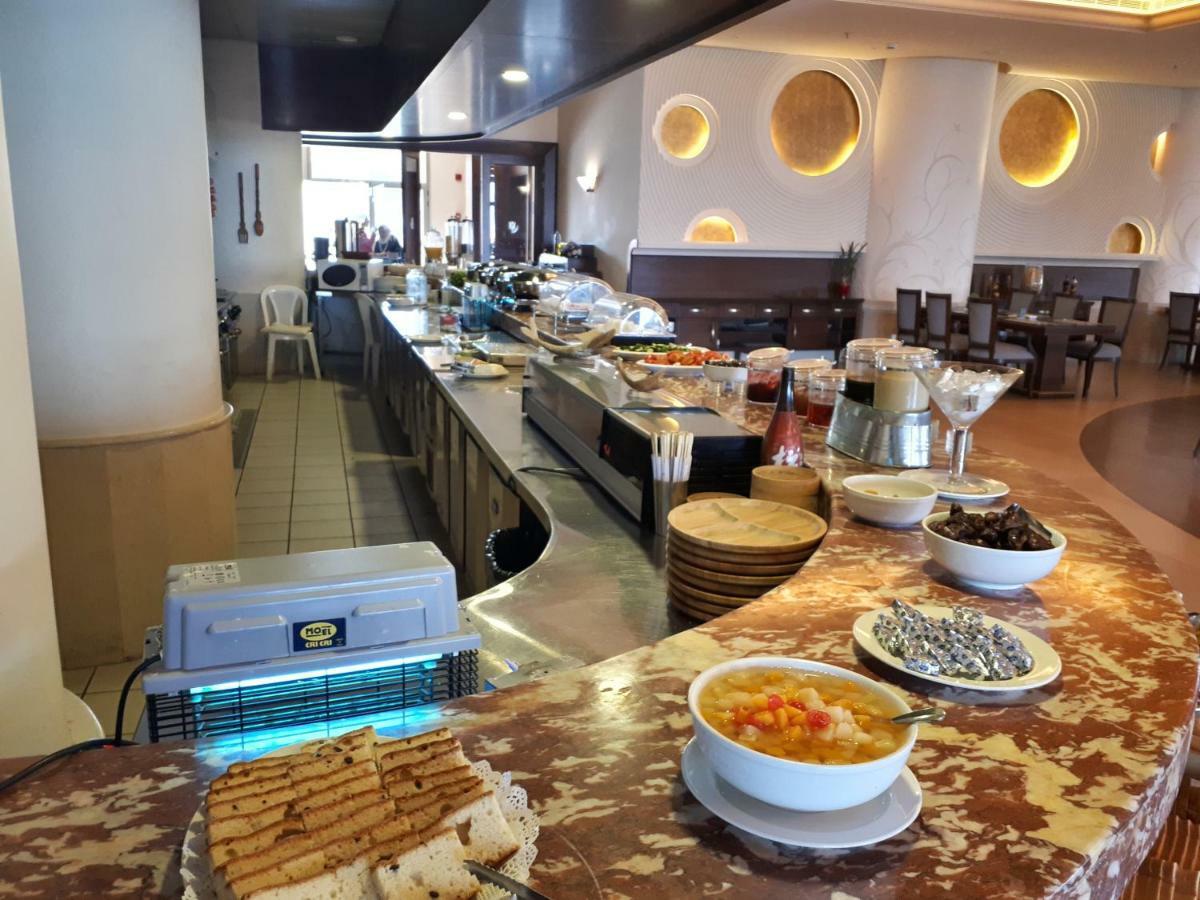 Jiyeh Marina Resort Hotel & Chalets ジエ エクステリア 写真